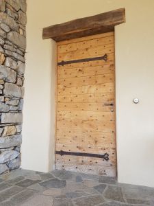 Fabrication de porte à Aubenas